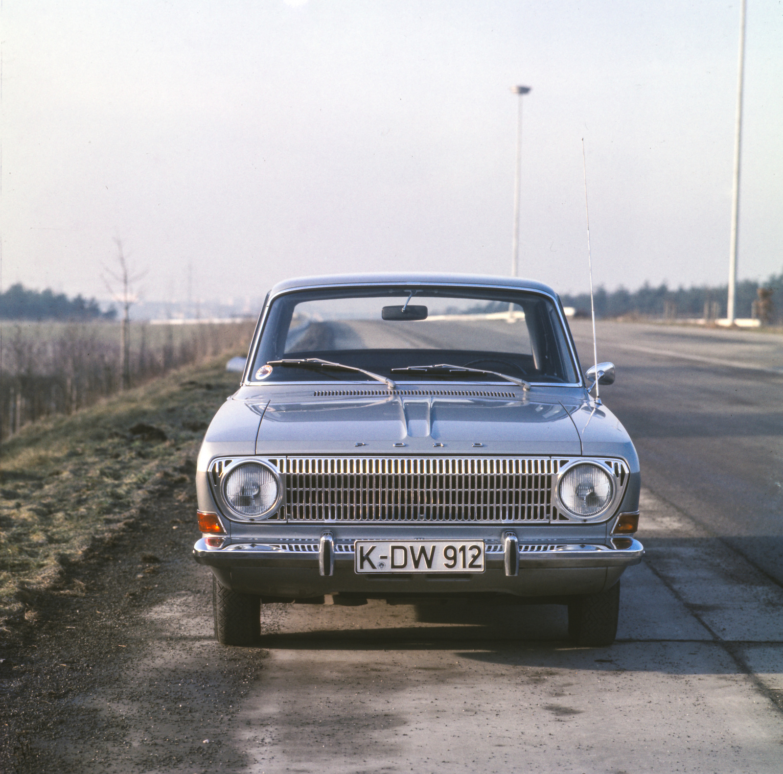 Ford 12m (1968) - Foto eines Ford PKW-Modells